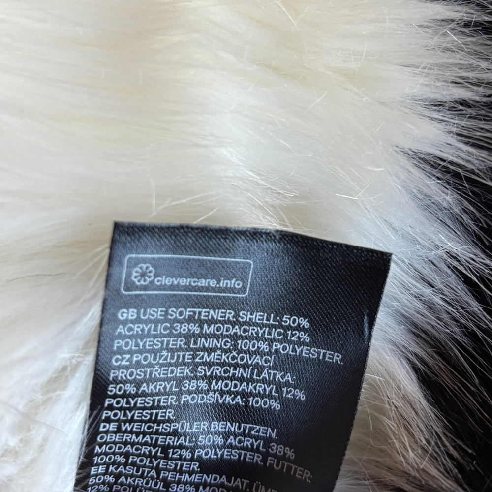 H&M Black White Faux Fur Striped Scarf Stole 10x64 - Picture 8 of 8